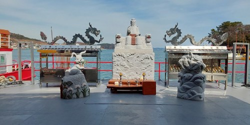 세계최초 해상법당 반야용선사 용왕단